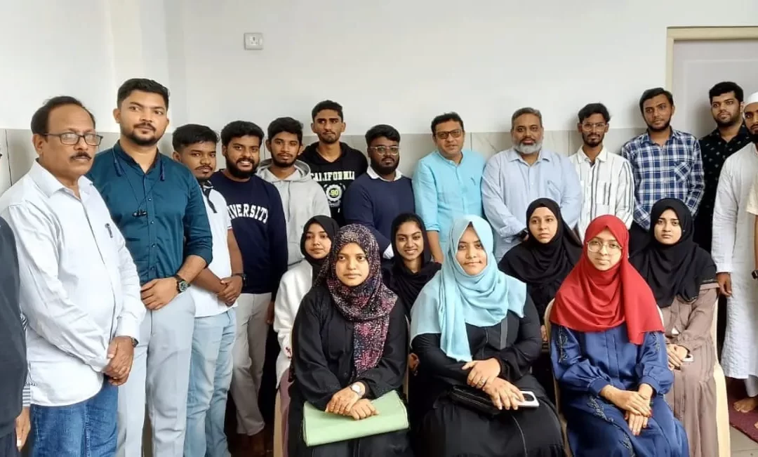 The HWA Charitable Foundation organized a Scholarship Students Alumni Meetup