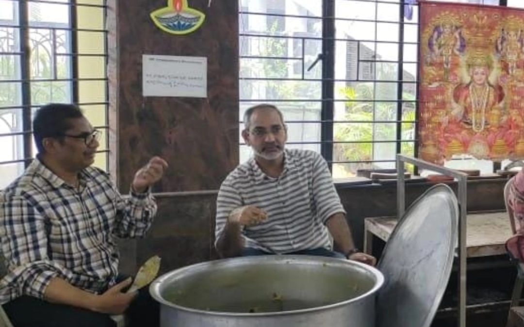 Special Lunch Distribution at KIDWAI Cancer Hospital by HWA Charitable Foundation, Madiwala Unit